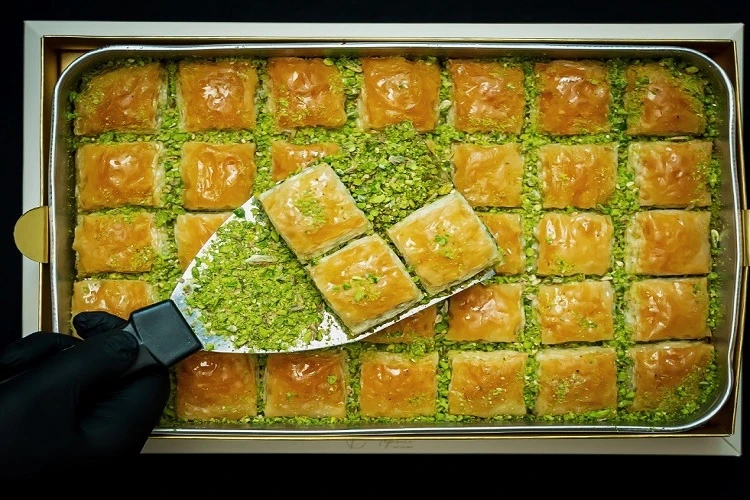 Antalya Toptan Fıstıklı Baklava